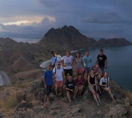 group picture komodo